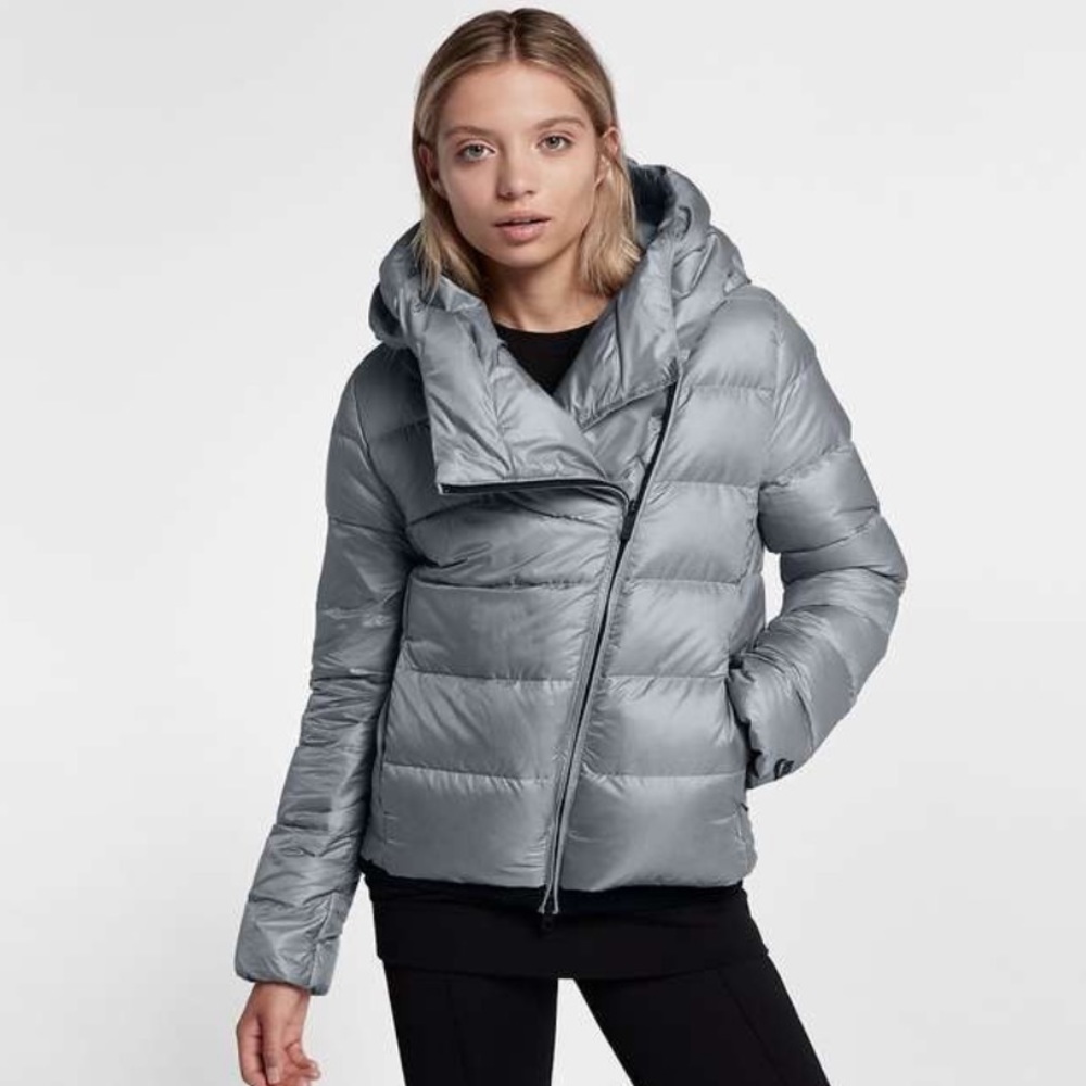 Nike sportswear down jacket - Picture 2 of 8